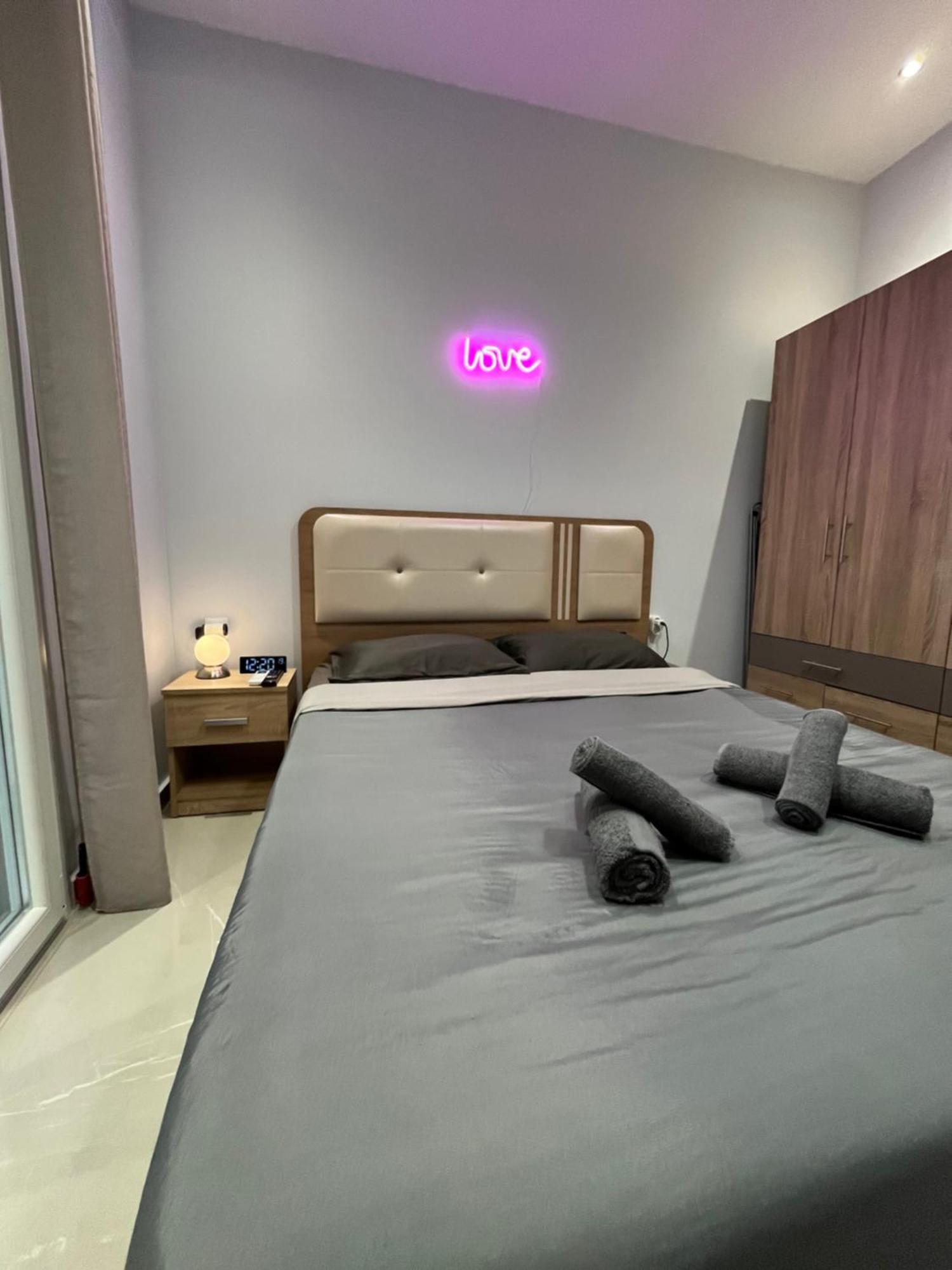 Urban Rotonda Retreat In The City Center! سالونيك المظهر الخارجي الصورة